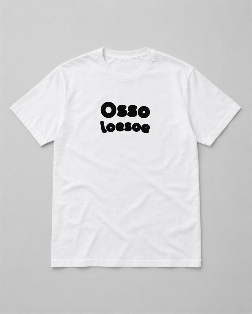 Wit straattaal T-shirt Osso loesoe met zwarte tekst