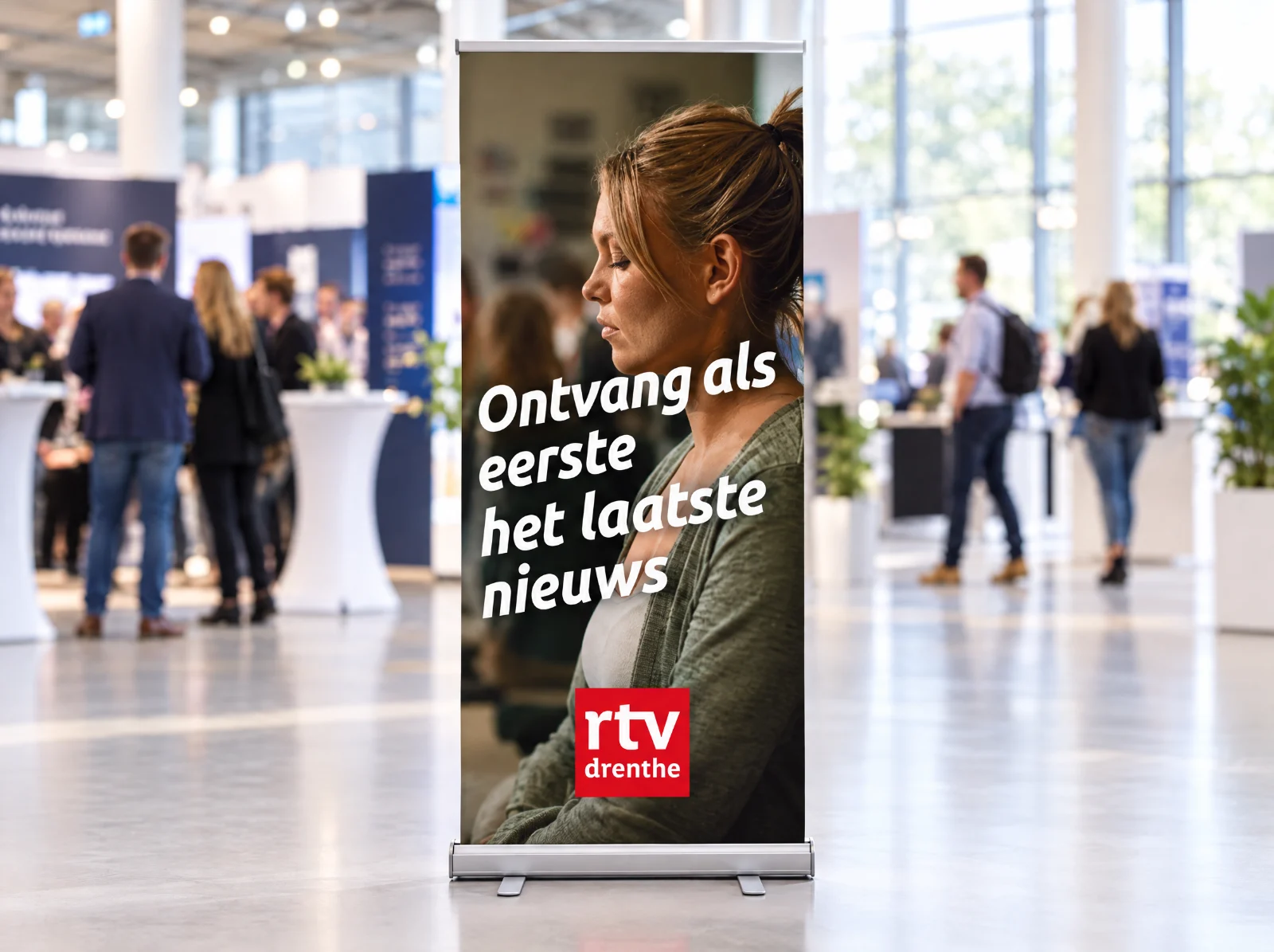 Roll-up banner op een beurs, ontwerp voor RTV Drenthe